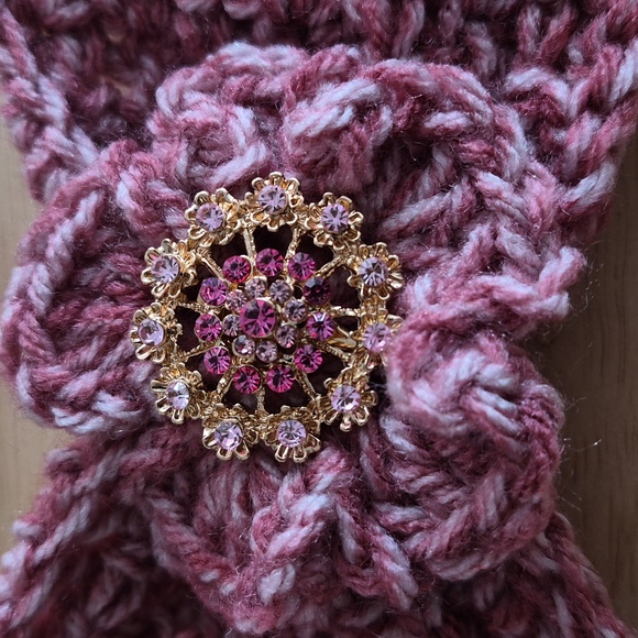 Handmade Crocheted Headband with Floral Brooch - Dusty Rose - Picture 3 of 4